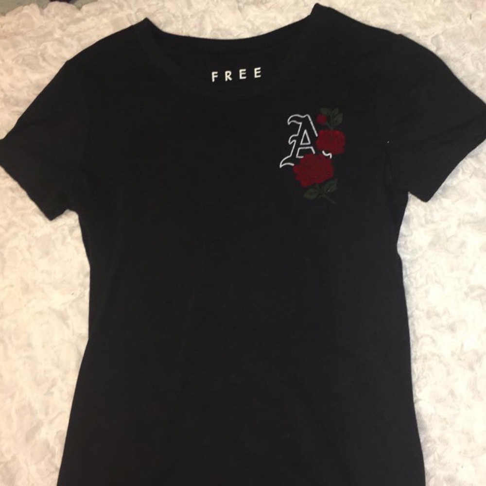 FINAL ❗️black t-shirt with roses and A